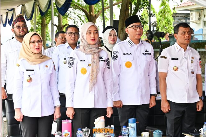 Dukung Program Ketahanan Pangan, Bupati dan Wakil Bupati Hadiri Panen Raya Nasional Bersama Presiden